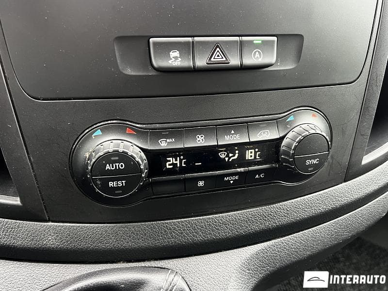 2019 Mercedes Vito — Miniatură 10
