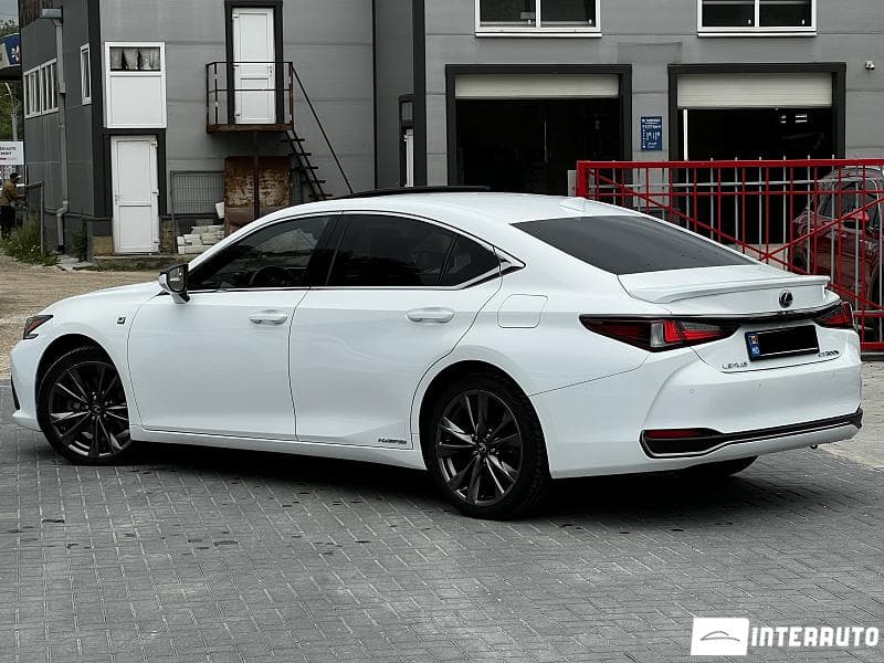 2020 Lexus ES 300h — Miniatură 3