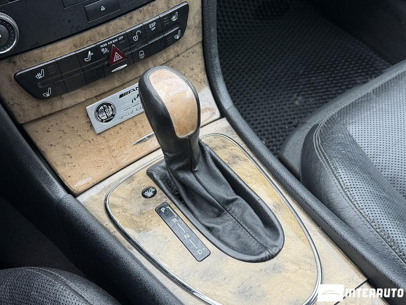2002 Mercedes E 220 — Miniatură 14