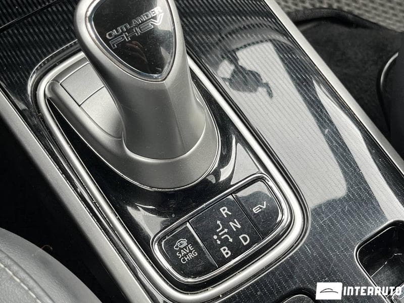 2018 Mitsubishi Outlander — Miniatură 14