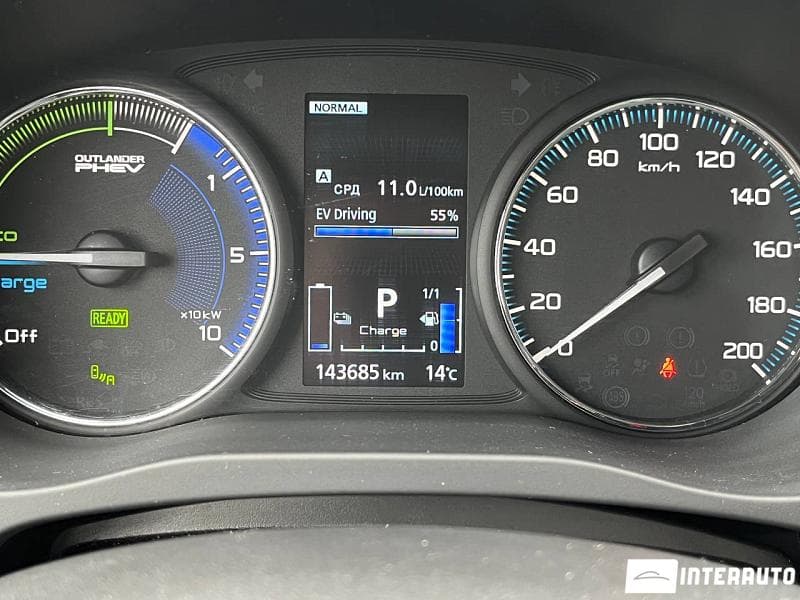 2018 Mitsubishi Outlander — Miniatură 9