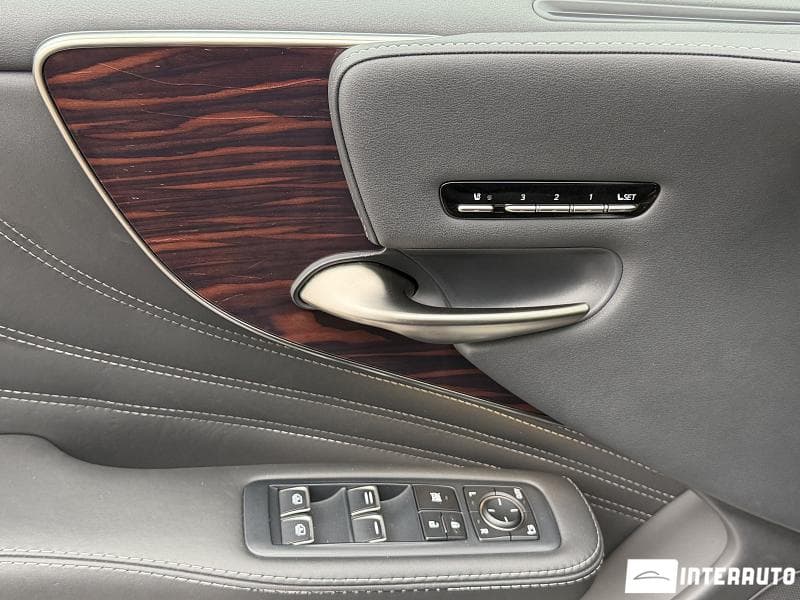 2019 Lexus LS 500h — Miniatură 7