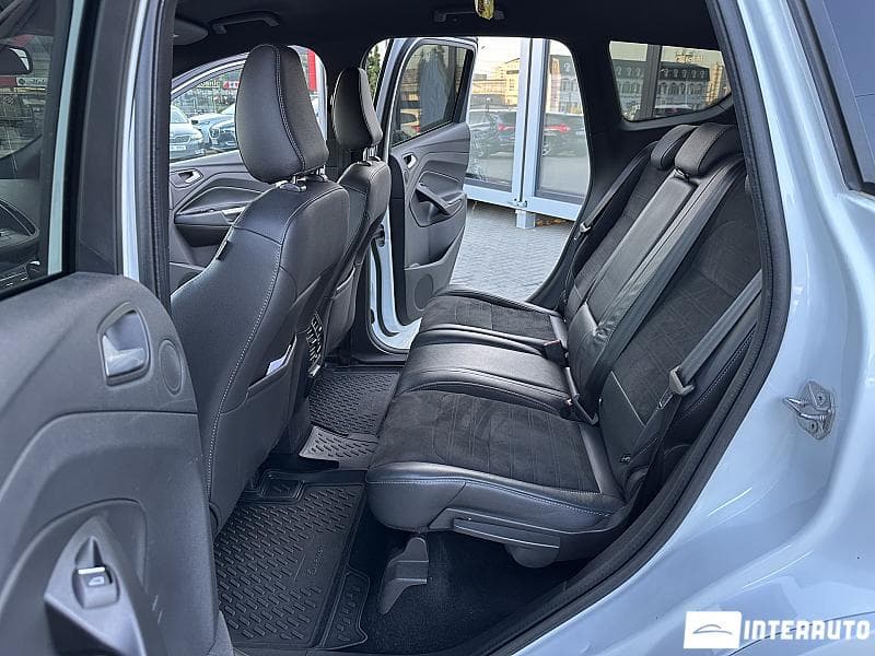 2017 Ford Kuga — Miniatură 12