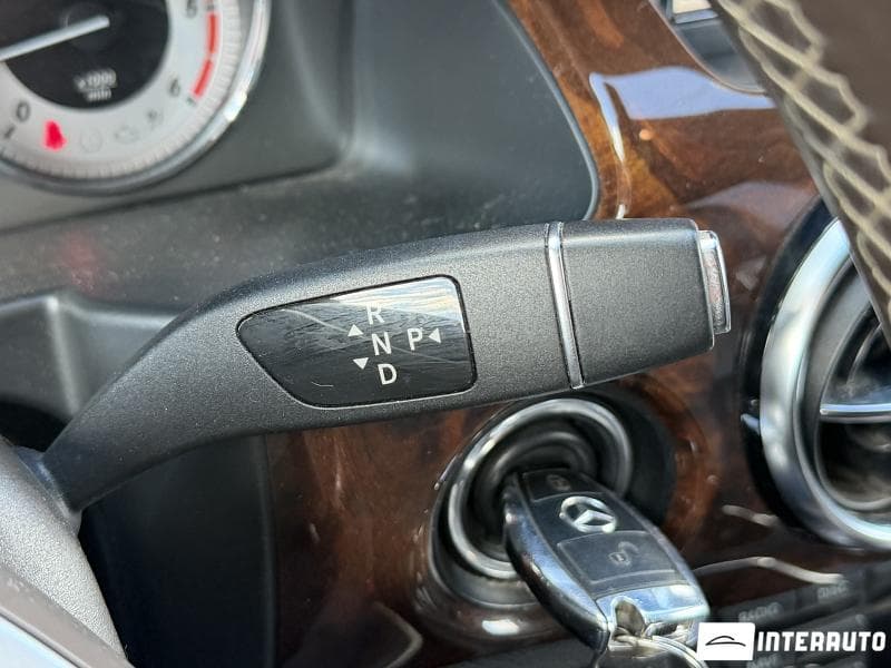 2013 Mercedes GLK 220 — Miniatură 12