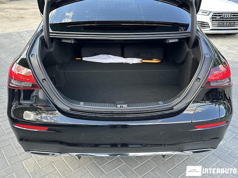 Mercedes E 300e 2021 — Миниатюра 17