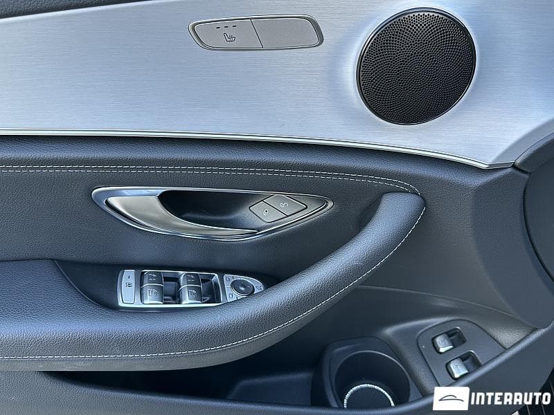 Mercedes E 300e 2021 — Миниатюра 15