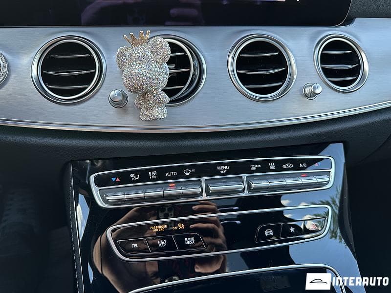 Mercedes E 300e 2021 — Миниатюра 13