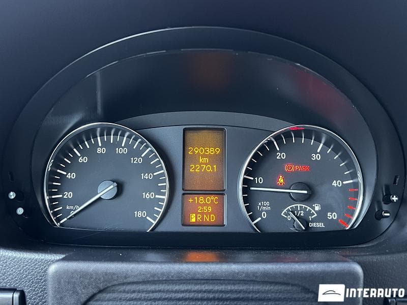 2014 Mercedes Sprinter — Miniatură 8