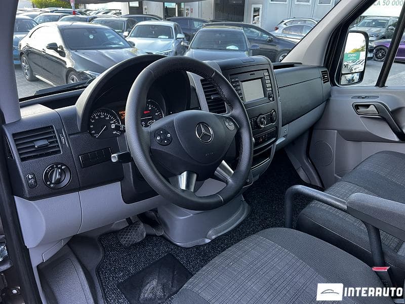 2014 Mercedes Sprinter — Miniatură 5