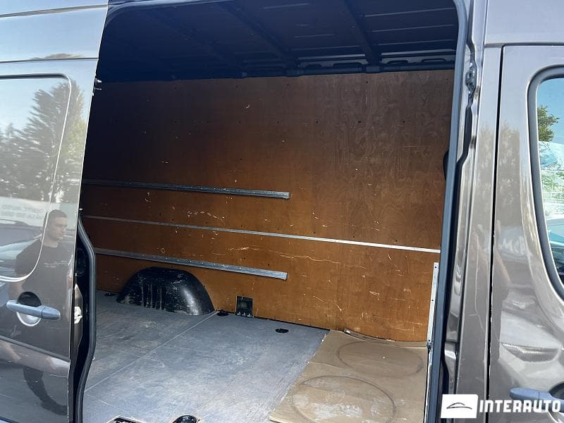 2014 Mercedes Sprinter — Miniatură 13