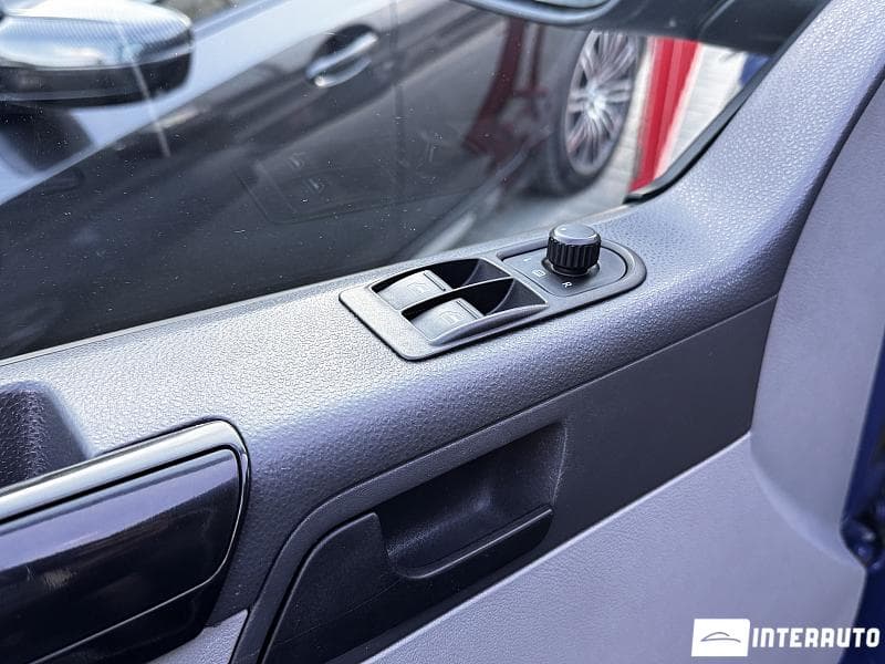 2015 Volkswagen Transporter — Miniatură 10
