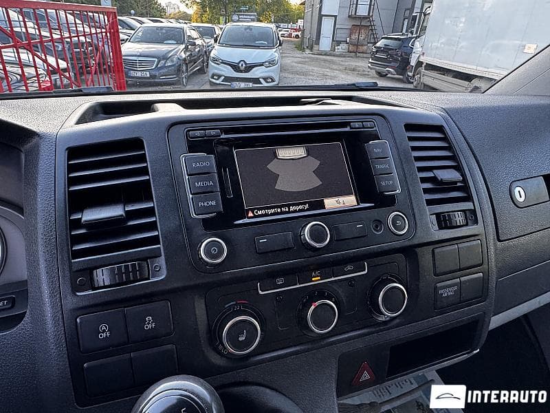 2015 Volkswagen Transporter — Miniatură 8