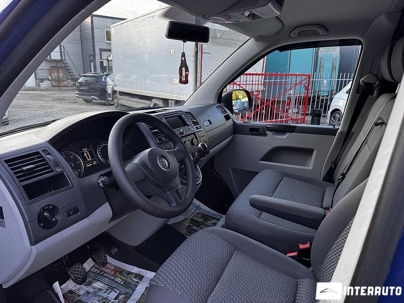2015 Volkswagen Transporter — Miniatură 5
