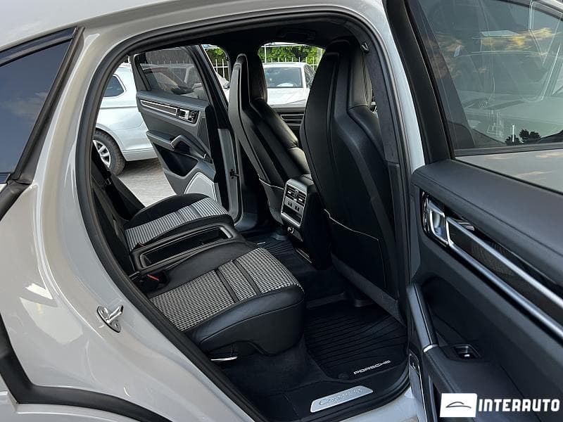 2019 Porsche Cayenne S Coupe — Miniatură 24