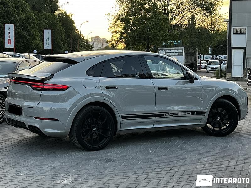 2019 Porsche Cayenne S Coupe — Miniatură 3