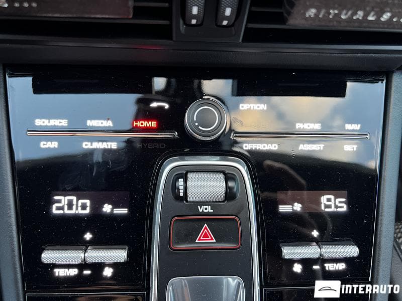 2019 Porsche Cayenne S Coupe — Miniatură 15