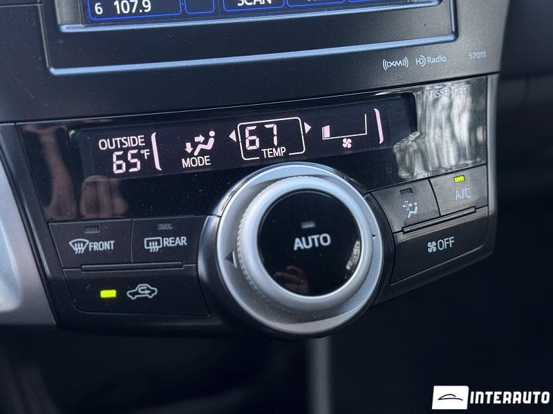 2012 Toyota Prius Plus / V — Miniatură 12