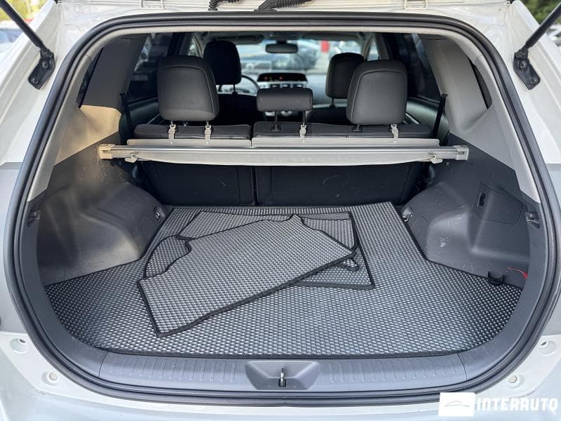 2012 Toyota Prius Plus / V — Miniatură 17