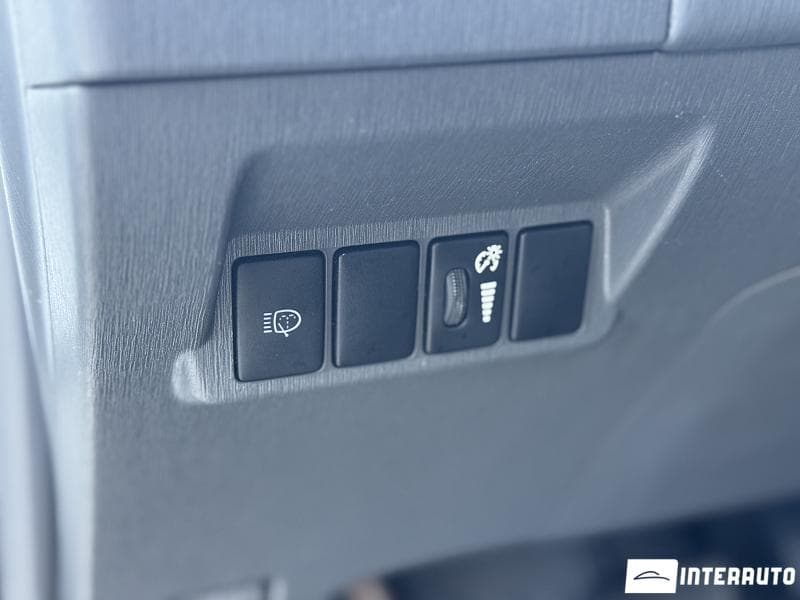 2012 Toyota Prius Plus / V — Miniatură 7