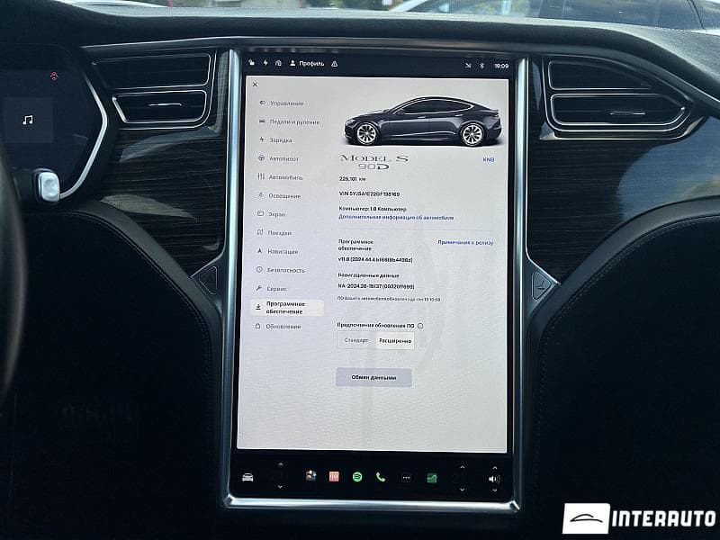 Tesla Model S 2016 — Миниатюра 11