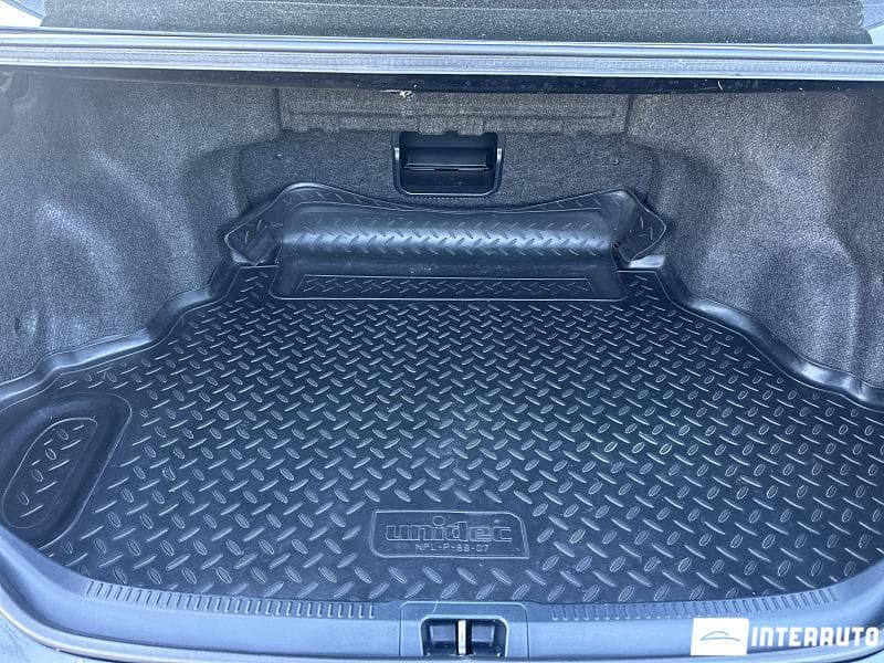2017 Toyota Camry — Miniatură 19