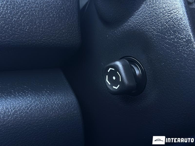 2017 Toyota Camry — Miniatură 10