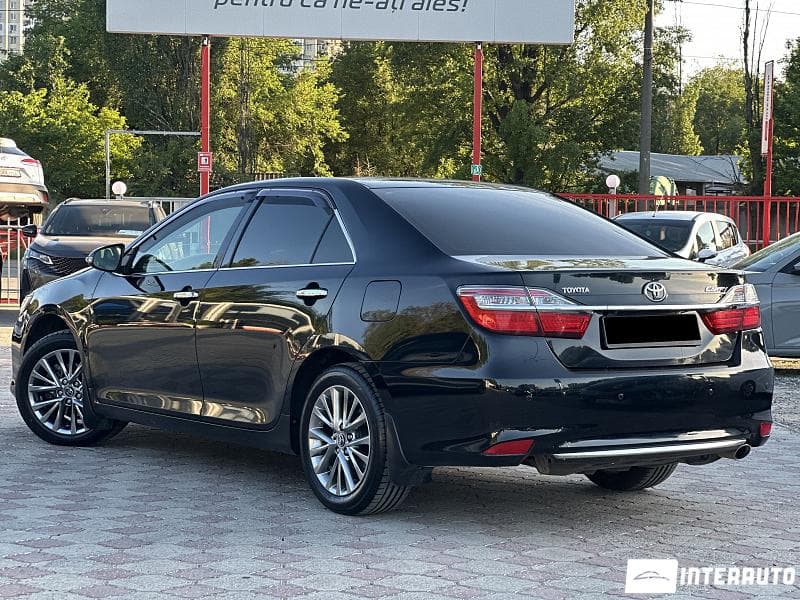 2017 Toyota Camry — Miniatură 3