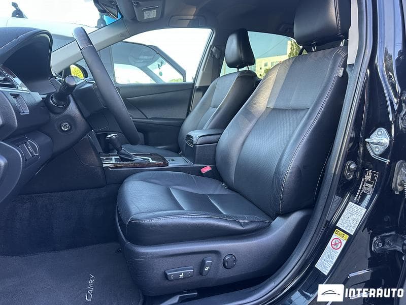 2017 Toyota Camry — Miniatură 5