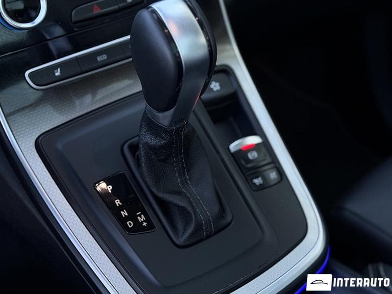 Renault Scenic 2018 — Миниатюра 18
