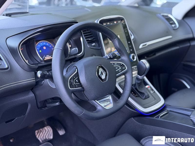 Renault Scenic 2018 — Миниатюра 12