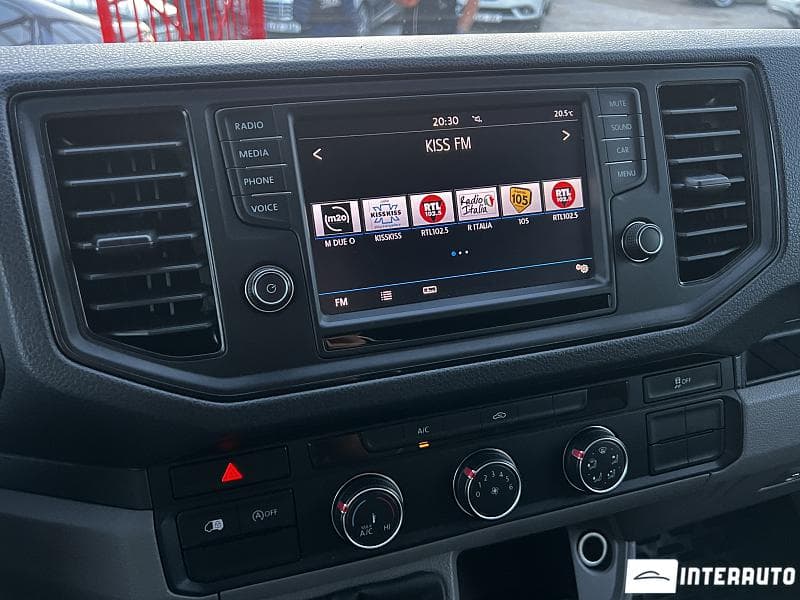 Volkswagen Crafter 2018 — Миниатюра 8