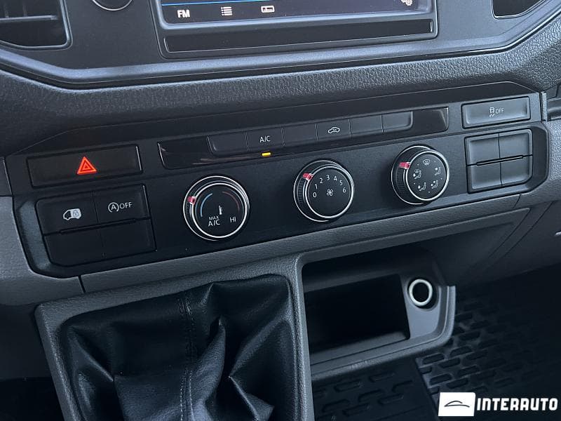 Volkswagen Crafter 2018 — Миниатюра 9