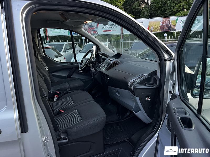 2016 Ford Transit — Miniatură 6