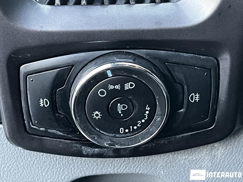2016 Ford Transit — Miniatură 10