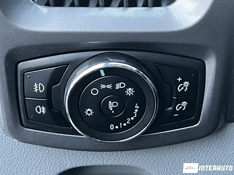 2017 Ford Transit — Miniatură 12