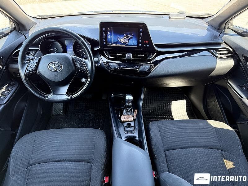 2017 Toyota C-HR — Miniatură 7
