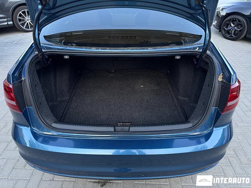 2016 Volkswagen Jetta — Miniatură 18