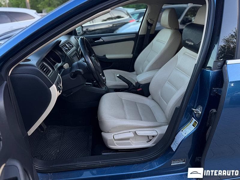2016 Volkswagen Jetta — Miniatură 5