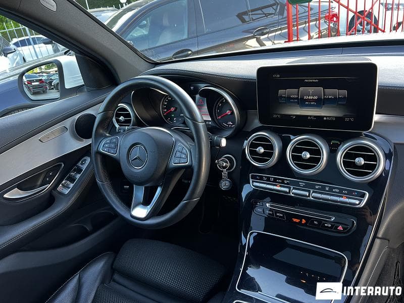 2016 Mercedes GLC 350e — Miniatură 14