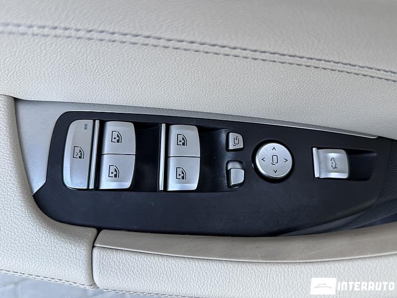 2022 BMW iX3 — Miniatură 16