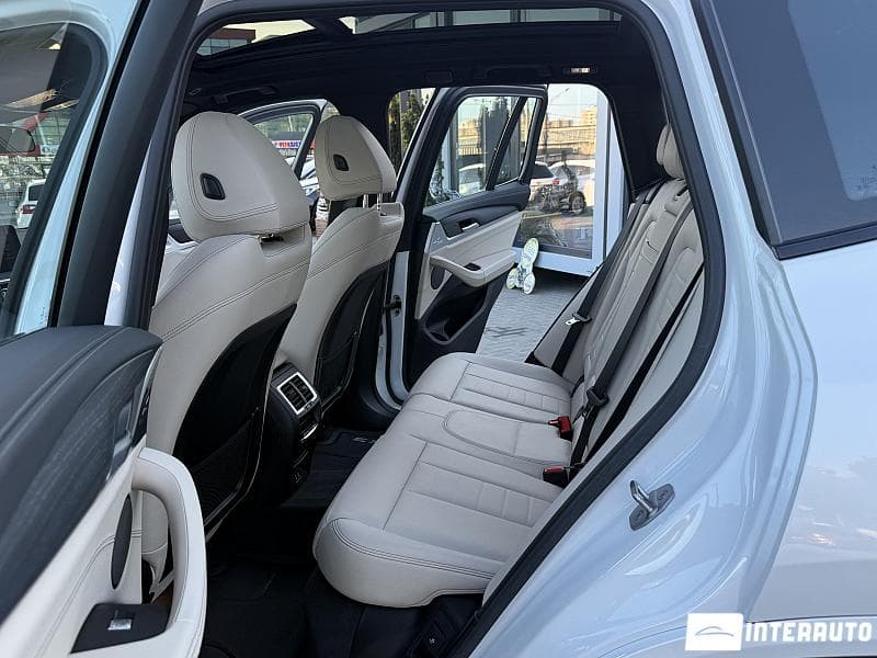 2022 BMW iX3 — Miniatură 22