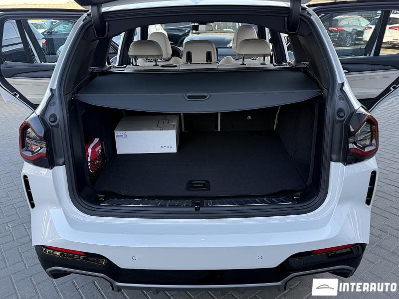 2022 BMW iX3 — Miniatură 26