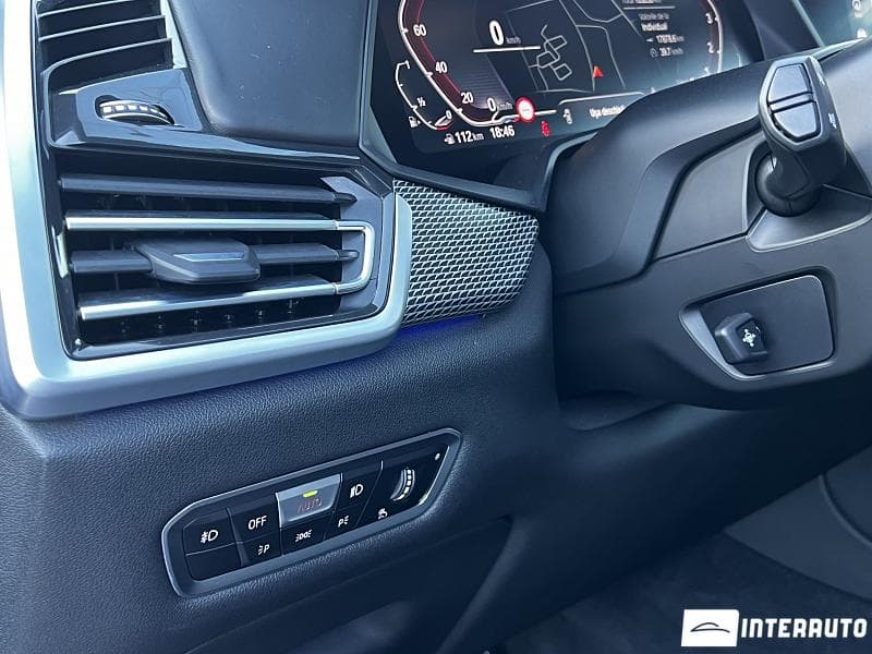2020 BMW X6 4.0i — Miniatură 23