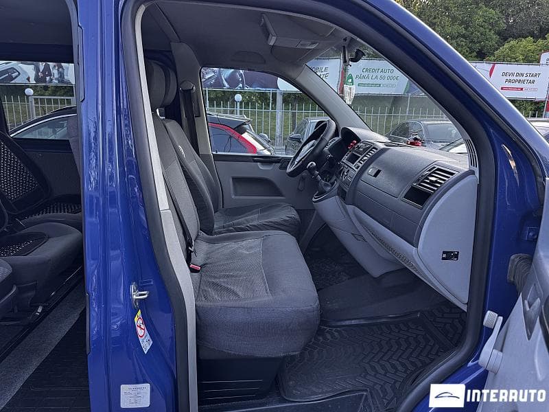 2010 Volkswagen Transporter — Miniatură 6