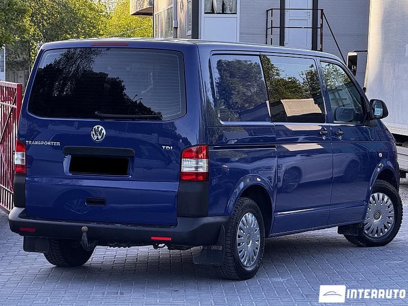 2010 Volkswagen Transporter — Miniatură 2