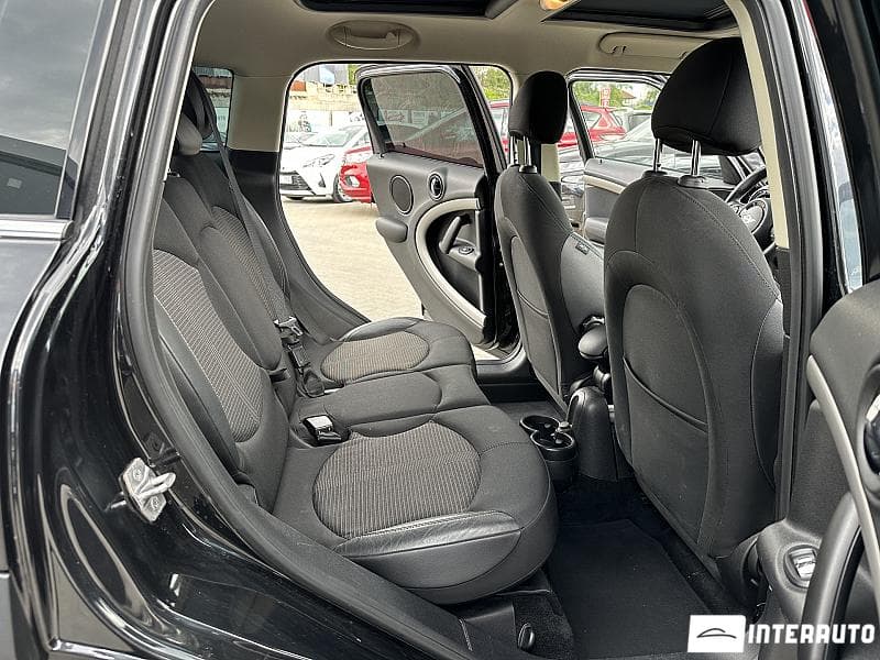 2016 Mini Countryman Cooper — Miniatură 13