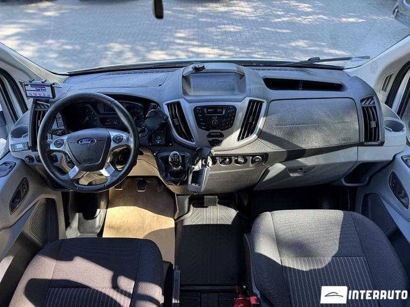 2018 Ford Transit — Miniatură 9