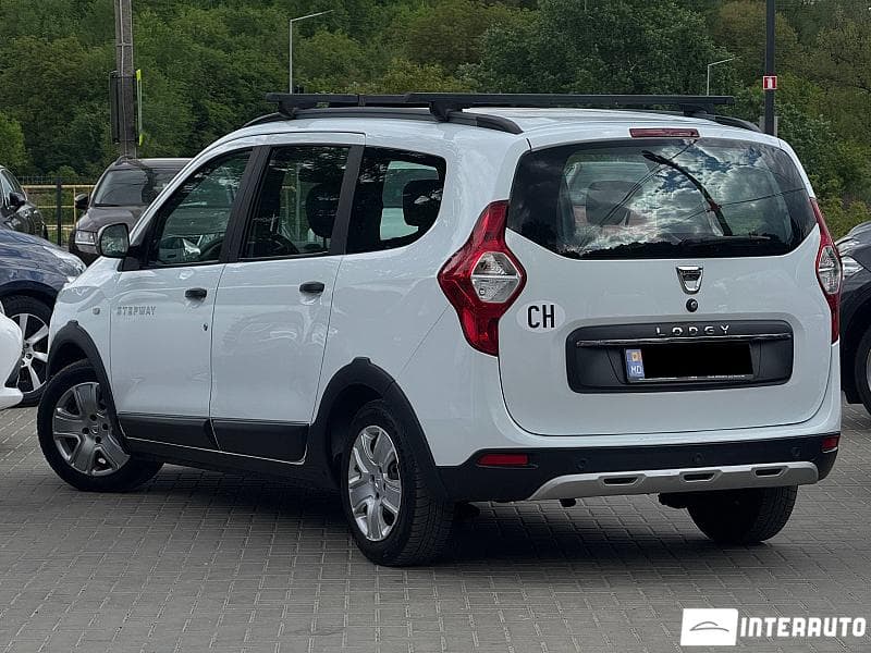 2018 Dacia Lodgy Stepway — Miniatură 4