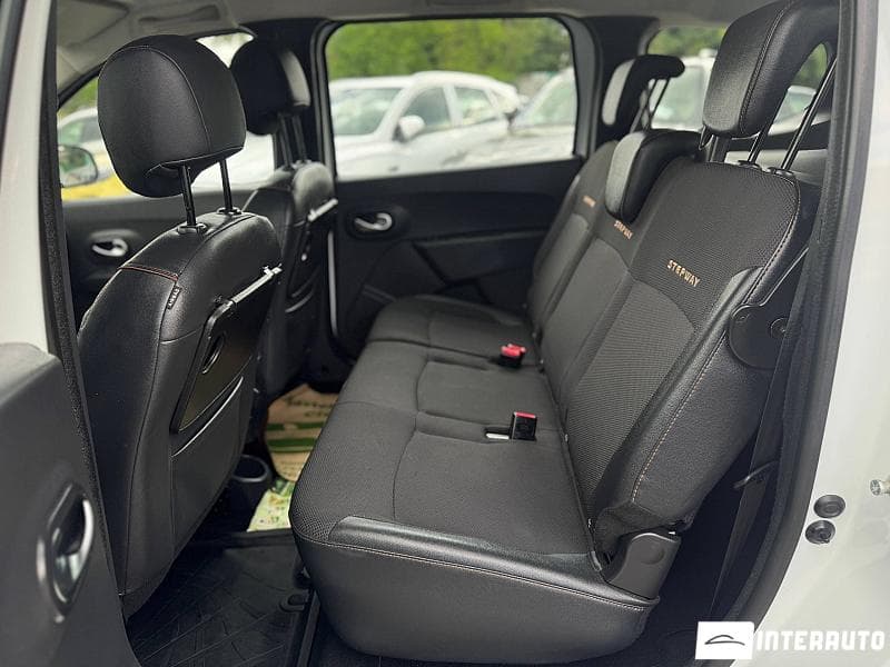 2018 Dacia Lodgy Stepway — Miniatură 12