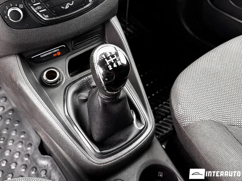 2015 Ford Courier — Miniatură 10
